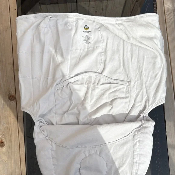 Nested Bean Light Gray Zen Swaddle Classic - Picture 4 of 6